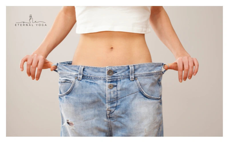 women showing belly fat loss
